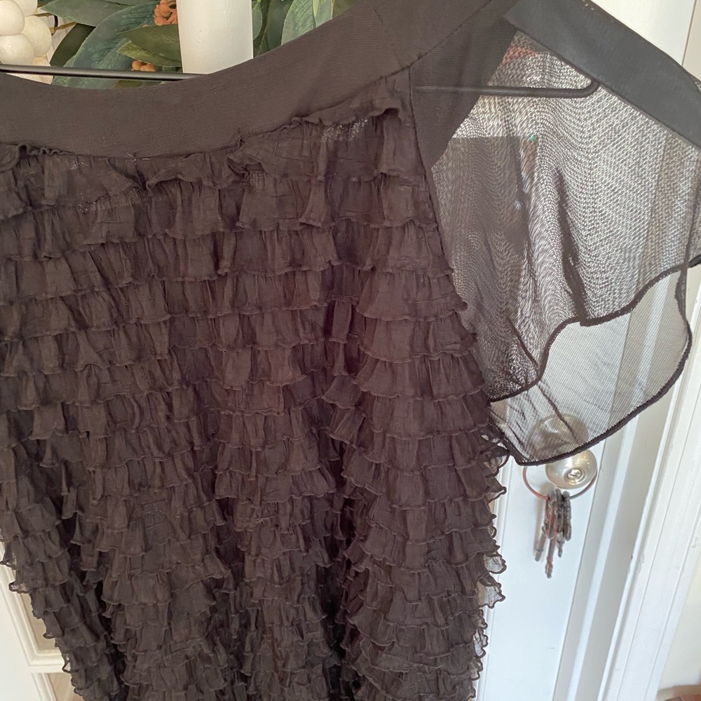J.T.B Black Ruffle Top M - Picture 3 of 7